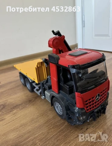 Bruder Mercedes камион с кран, снимка 1