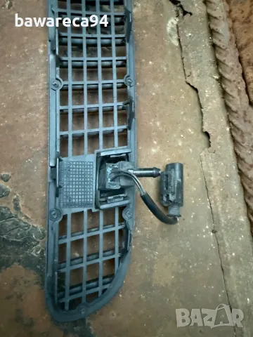 Решетка преден капак BMW E46 , снимка 3 - Части - 49816271