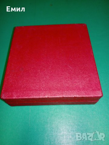 Медал Universal Warszawa 1959-1979 , снимка 5 - Антикварни и старинни предмети - 34793995