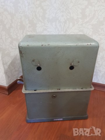 Стара машина за  присъствие на работа във фабрика с часовник Benzing, снимка 11 - Антикварни и старинни предмети - 37091040