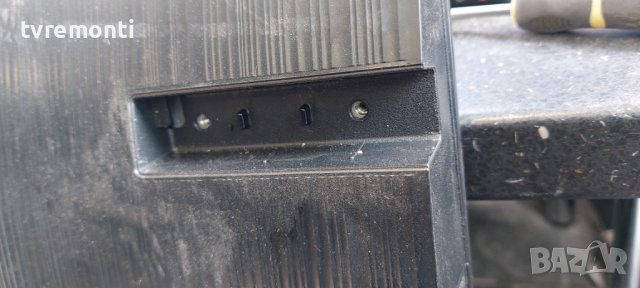 крачета за телевизор Samsung модел UE40NU7192U, снимка 4 - Стойки, 3D очила, аксесоари - 42932096