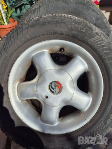 Алуминиеви джанти с гуми 13 цола 5.5 J, ET 32, 4х105 мм с главина 60.0 мм, снимка 3 - Гуми и джанти - 52195024