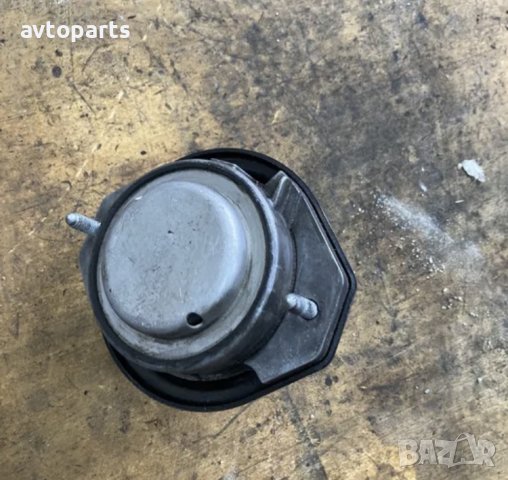 Bmw e65,e66 750i Тампон двигател, снимка 2 - Части - 40657014