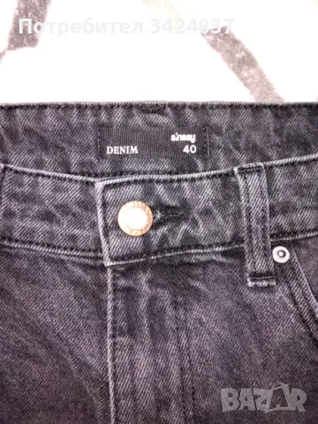 Дамски дънкови панталони SINSAY, снимка 2 - Панталони - 47527235