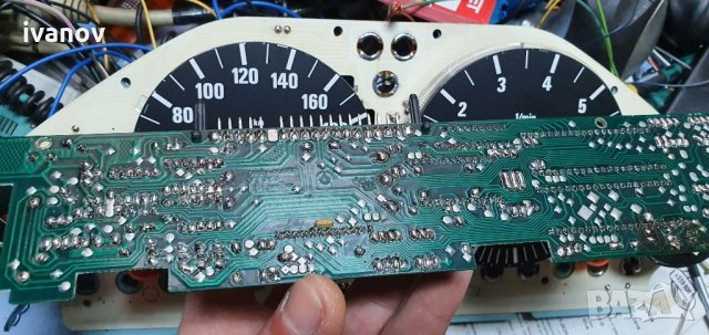 Километраж табло уреди за бмв е30 89г  м20б20 m20b25 bmw e30 instrument cluster speedometer VDO , снимка 13 - Части - 32259561