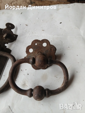 СТАРИ КОВАНИ ЕЛЕМЕНТИ ЗА ВРАТИ