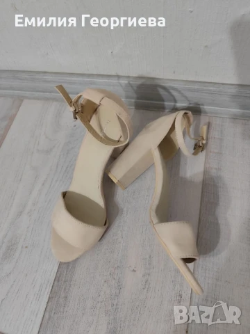 Сандали 39 номер , снимка 2 - Дамски обувки на ток - 50557186