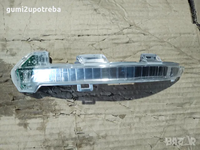 Лед Мигач Ляво Огледало VW ID.3 E11 pro, снимка 2 - Части - 48435588