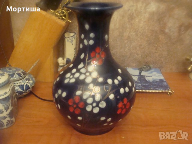 Японска ръчно изработена порцеланова ваза ,кобалт позлата седеф , снимка 2 - Вази - 27647577