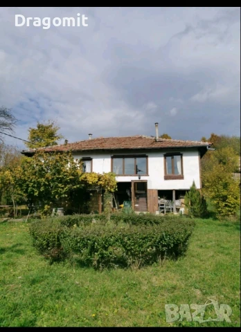 Имот в много добро състояние, снимка 8 - Парцели - 50598106