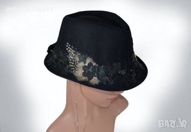 ⚜️ Дамска шапка в черно с декорации №3074, снимка 3 - Шапки - 38099136