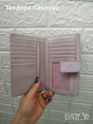 Дамско портмоне Carpisa, снимка 3 - Портфейли, портмонета - 47718167