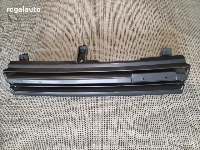 G22550710,G22550710A,GJ22550710A,решетка декоративна MAZDA 626 GD/GV 1988-1992