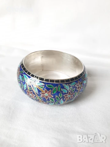 Сребърна гривна с емайл