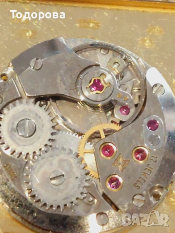 Швейцарски златен 18к часовник от 70те год. на 20 век.Злато 18 грама в 18к.Циферблат злато, снимка 8 - Мъжки - 53394988