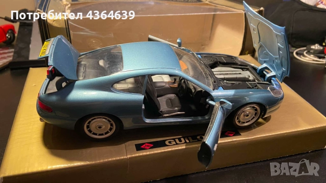 Aston Martin DB7 1:18, снимка 6 - Колекции - 52623555