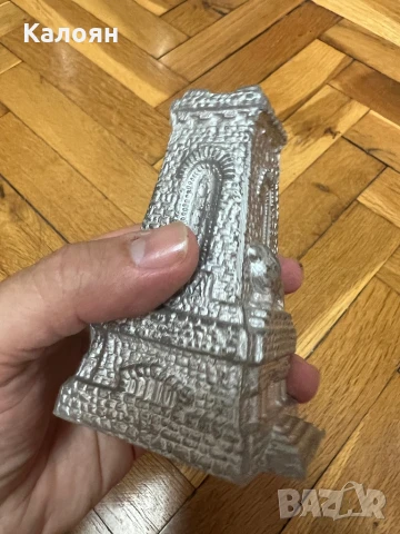 Сувенир паметника на Шипка пластмасов соц, снимка 3 - Колекции - 50602163