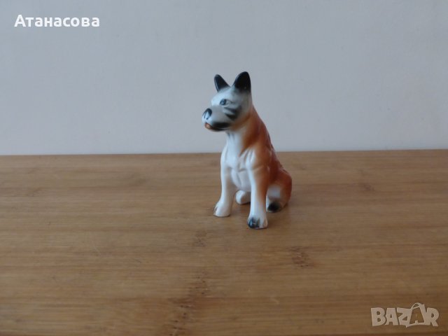 Немска порцеланова фигура Куче 80-те г статуетка, снимка 2 - Статуетки - 43643524