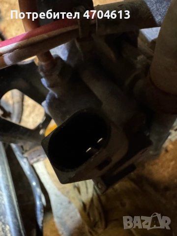 Клапан компресор въздушно окачване на Ауди Audi A8 D4 H4 само за 30лв. 4420510011, снимка 3 - Части - 53117139