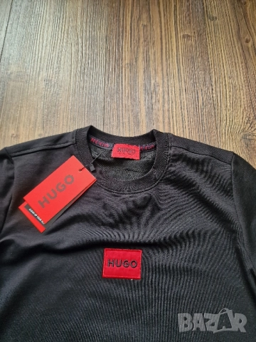 Страхотен дамски анцунг екип HUGO BOSS размер S M L XL, снимка 3 - Спортни дрехи, екипи - 51905637