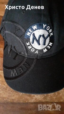 шапка бейзболна с козирка, черна, плътен плат и много бродерии  New York , снимка 3 - Шапки - 53152022