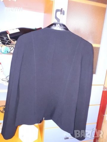 Дамско сако, снимка 3 - Сака - 27123575