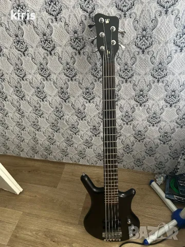 Bass kitara Warwick