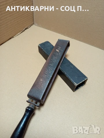 Соц Старо Немско  Кожено Бръснарско Точило Масат., снимка 8 - Антикварни и старинни предмети - 50660115