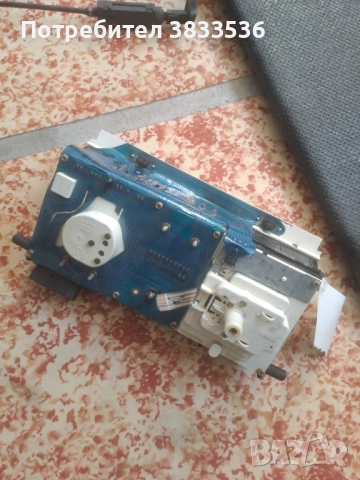 1 Буксов скоростомер със обортомер/ километражен уред за VW Golf / Jetta mk2 Бензин, снимка 6 - Части - 51498599