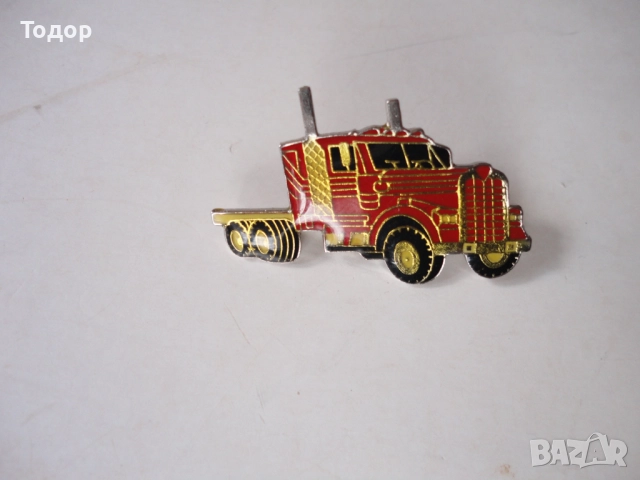 Голям бронзов знак значка камион с емайл , снимка 2 - Колекции - 52669445