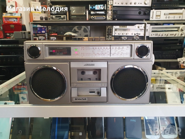 Радиокасетофон INTERFUNK IF 1881 В отлично техническо и визуално състояние., снимка 9 - Радиокасетофони, транзистори - 26401329