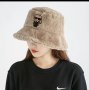 Дамска зимна шапка тип идиотка Karl Lagerfeld👒Tommy Hilfiger👒Prada👒Emporio Armani, снимка 1 - Шапки - 43238195