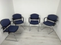 Офис столове в тъмносин цвят подходящи за конферетни зали  или срещи;, снимка 1