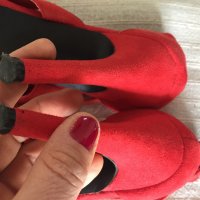 Червени интересни обувки, снимка 8 - Дамски елегантни обувки - 32445010