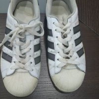 Маратонки adidas, снимка 1 - Маратонки - 38160735