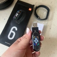 Спортна смарт гривна Xiaomi Mi Band 6 НОВА!, снимка 1 - Смарт гривни - 43943404