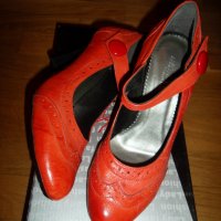 Бъди в крак с модата с  обувки на , изработени от естествена кожа в актуален червен цвят, снимка 4 - Дамски ежедневни обувки - 28217858