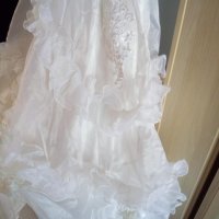 Булчинска рокля размер С ,с обръч, снимка 6 - Сватбени рокли - 37612240