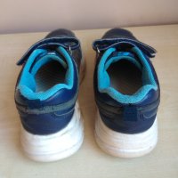 Три чифта затворени обувки маратонки номера 34 и 32, снимка 3 - Детски маратонки - 33667068