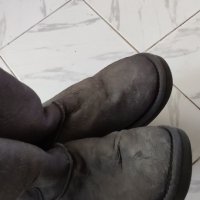 UGG, снимка 2 - Дамски боти - 34996006