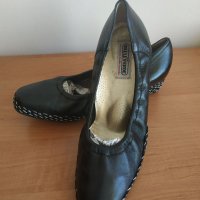 Дамски кожени обувки , снимка 1 - Дамски ежедневни обувки - 38183643