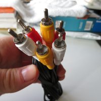 Аудио видео кабели SCART-3RCA (скарт към 3 чинча) и 3 чинча към 3 чинча, снимка 3 - Друга електроника - 43882111