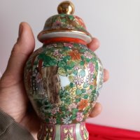 Стара Китайска Поцеланова Урна , Ваза, Маркирана, снимка 7 - Антикварни и старинни предмети - 43756692