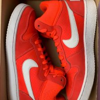 Дамски Nike Court Borough Mid, снимка 1 - Маратонки - 38052864