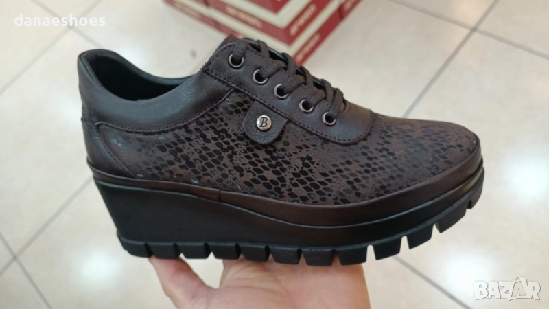 Дамски обувки от естествена кожа в кафяво на висока платформа , снимка 1