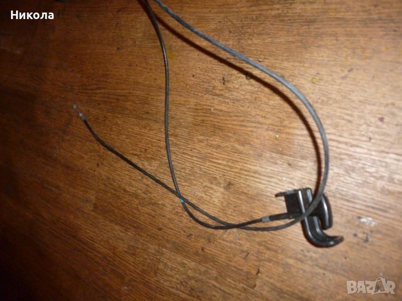 Жило за преден капак Дайхатсу Териос 1.3, снимка 1