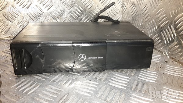 CD changer за Mercedes ML |W163|, 2004г., снимка 1
