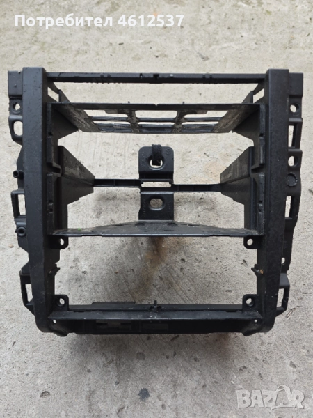 Средна конзола за арматурно табло на Фолксваген Голф 4, снимка 1