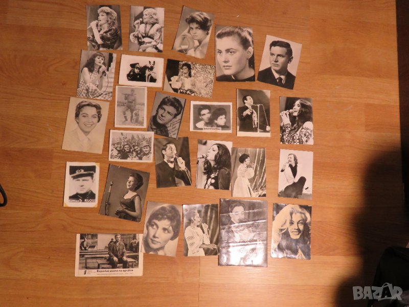  25 Стари снимки на певци, артисти и актьори от  60те години, снимка 1