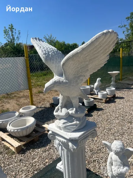 Градински Орел с криле , снимка 1